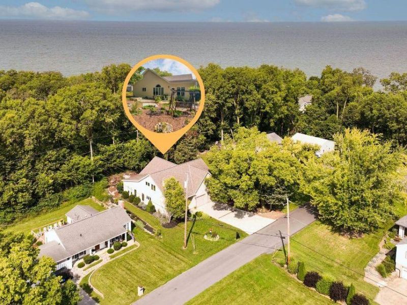 3770 N Cliff Road, Port Clinton, OH 43452 Photo 3