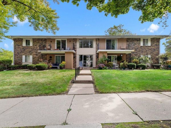 3408 S Taylor AVENUE, Unit 5, Milwaukee, WI 53207