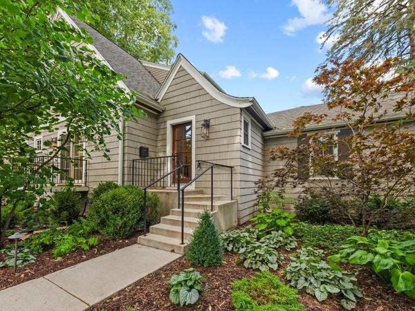 1100 W Riverview DRIVE, Glendale, WI 53209