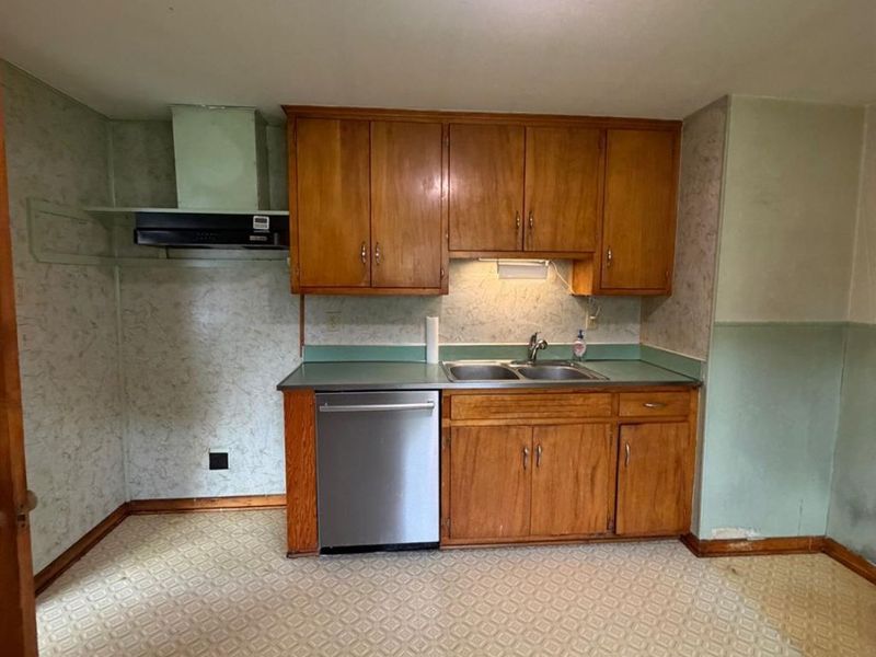 300 Maple Avenue, Carlisle, OH 45005 Photo 10
