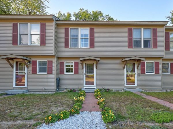 78 Saco Pines Drive, Unit 10, Conway, NH 03813
