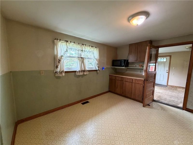 300 Maple Ave, Carlisle, OH 45005 Photo 12