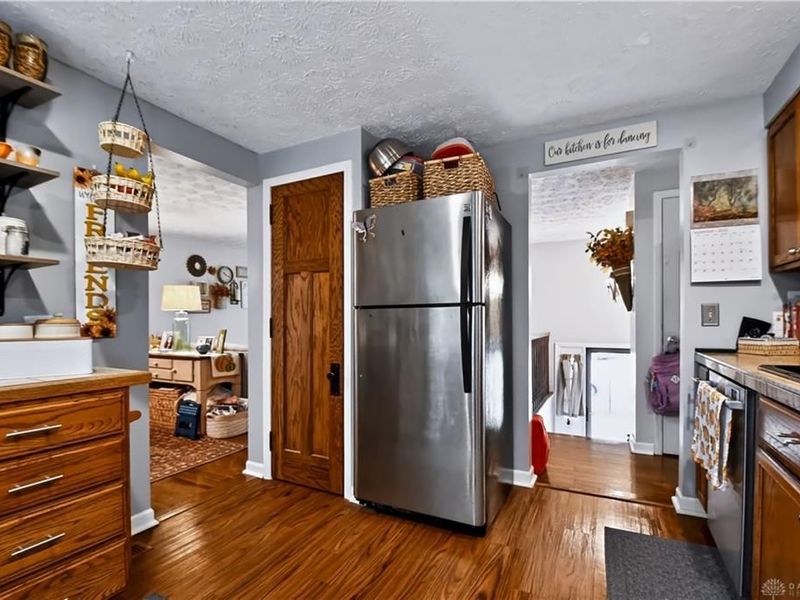 1430 Birch Bark Court, Bellbrook, OH 45440 Photo 9