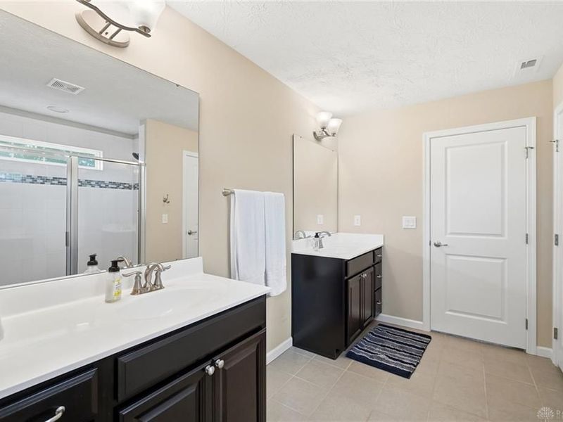 10135 Morgan Grey Court, Centerville, OH 45458 Photo 49