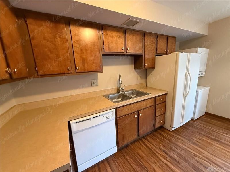 290 E Alex Bell Road, Unit 4, Centerville, OH 45459 Photo 11