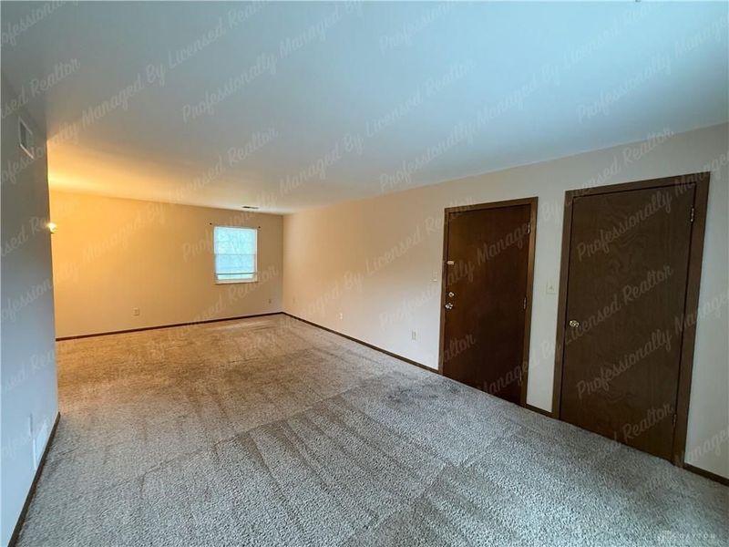 290 E Alex Bell Road, Unit 4, Centerville, OH 45459 Photo 6