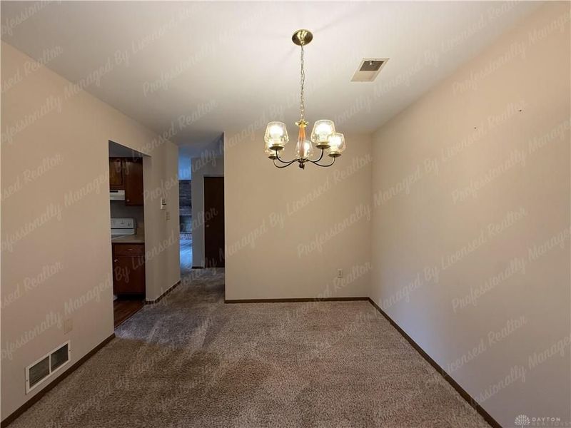 290 E Alex Bell Road, Unit 4, Centerville, OH 45459 Photo 8