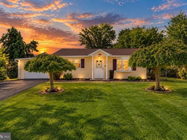 350 MAPLE STREET , WHITEHALL, PA 18052