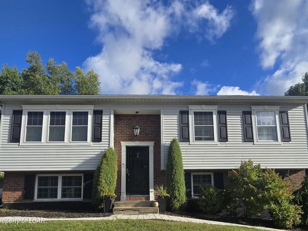 18 Vista Drive, Nanticoke, PA 18634