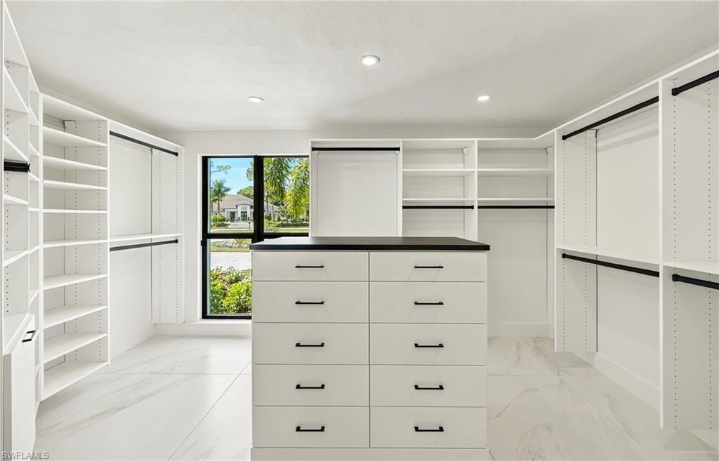 620 Carica Rd , Naples, FL 34108 Photo