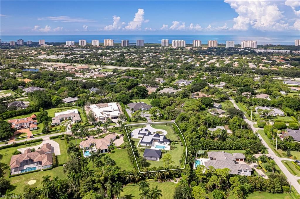 620 Carica Rd , Naples, FL 34108 Photo