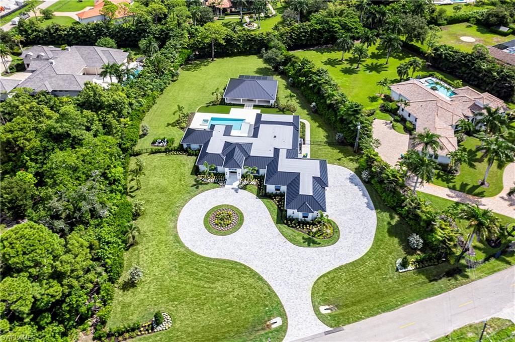 620 Carica Rd , Naples, FL 34108 Photo