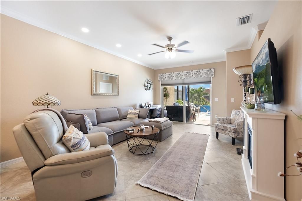 2034 Tamarron Ln, Naples, FL 34120 Photo