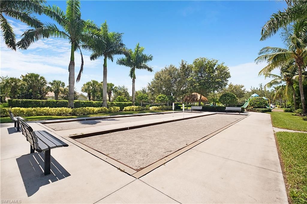 2034 Tamarron Ln, Naples, FL 34120 Photo