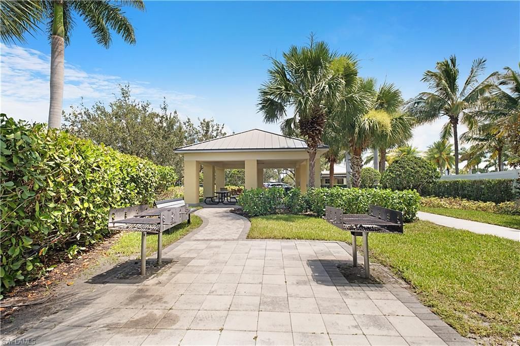 2034 Tamarron Ln, Naples, FL 34120 Photo
