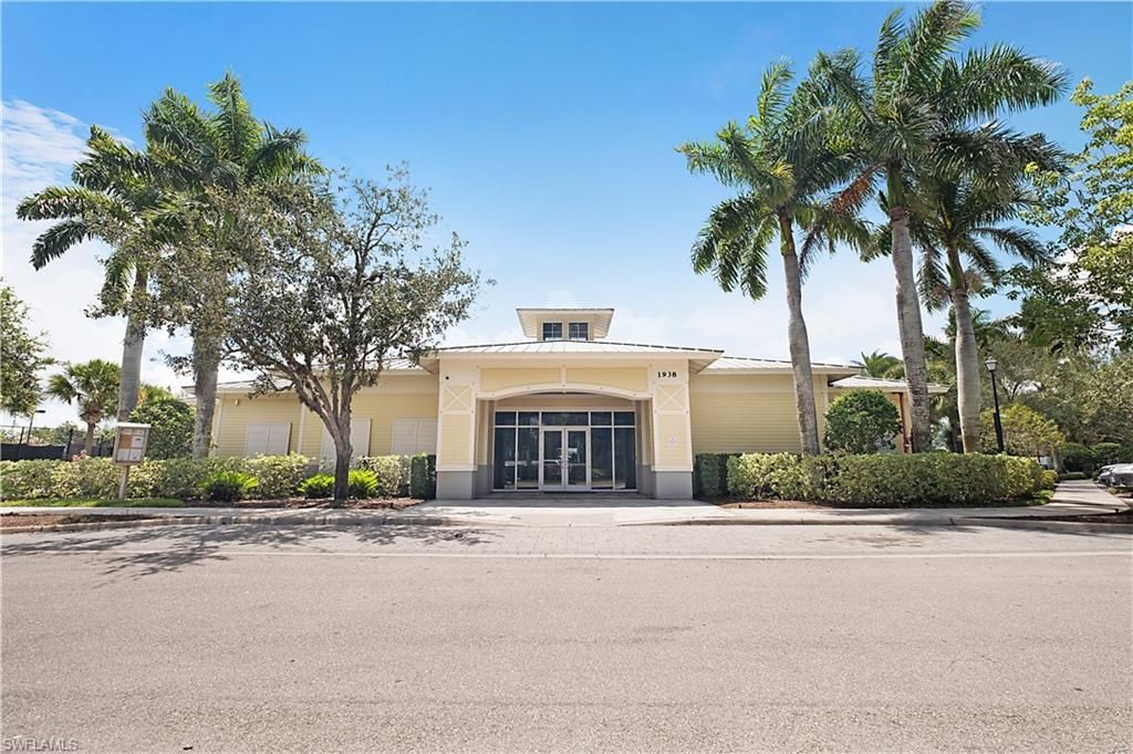 2034 Tamarron Ln, Naples, FL 34120 Photo