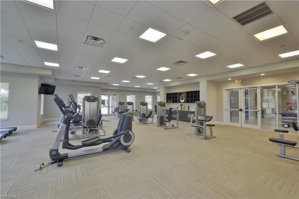 2034 Tamarron Ln, Naples, FL 34120 Photo