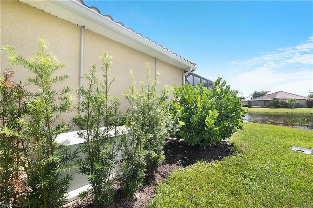 2034 Tamarron Ln, Naples, FL 34120 Photo