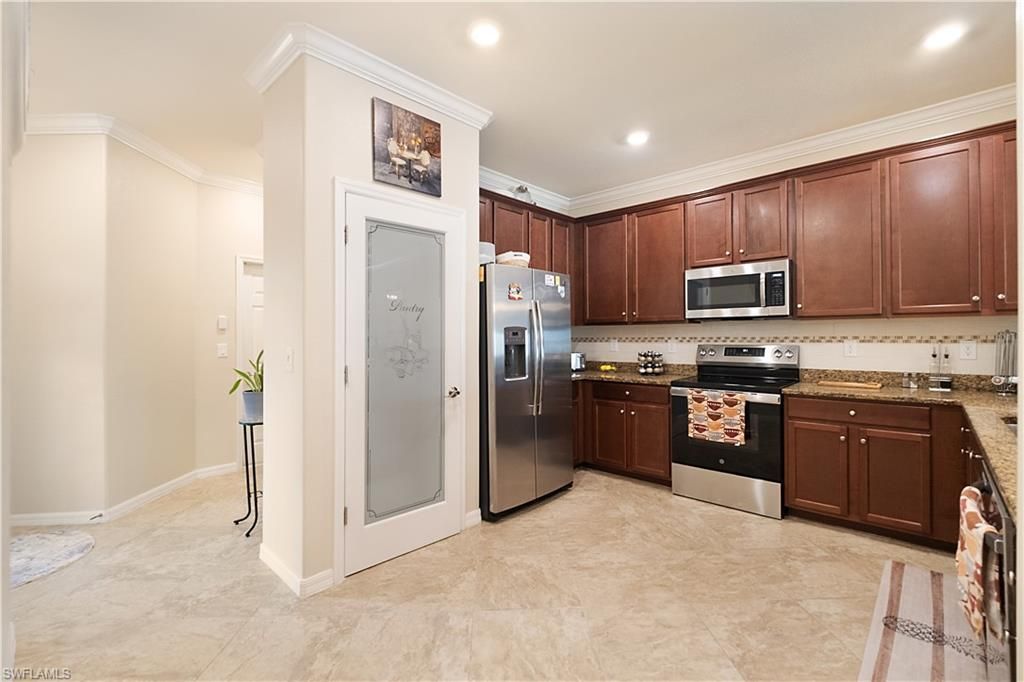 2034 Tamarron Ln, Naples, FL 34120 Photo