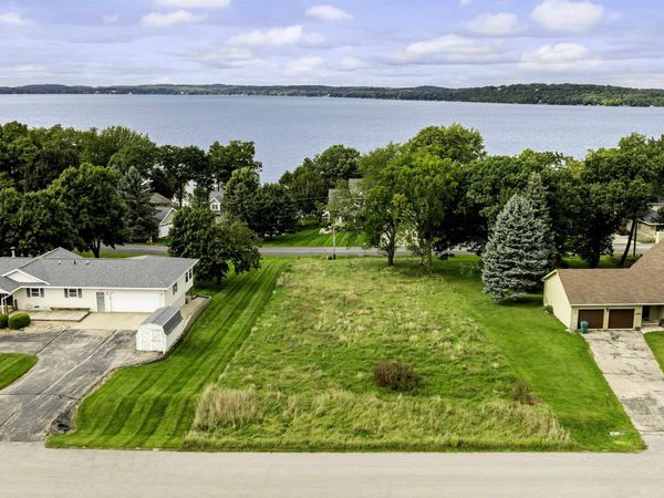 Lot 30 Oakwood Beach Road, Markesan, WI 53946