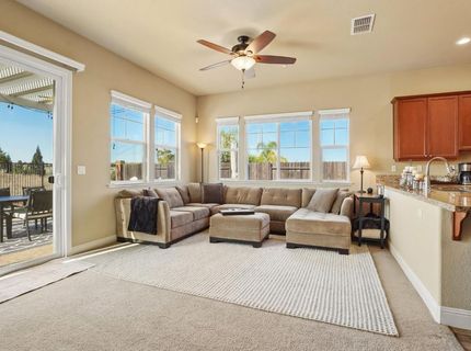 615 Lefevre Dr, Folsom, CA 95630 Photo