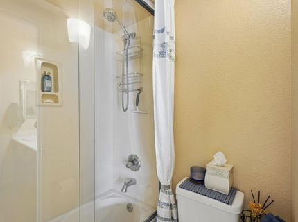 615 Lefevre Dr, Folsom, CA 95630 Photo