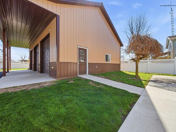 186 N Front St, Larue, OH 43332