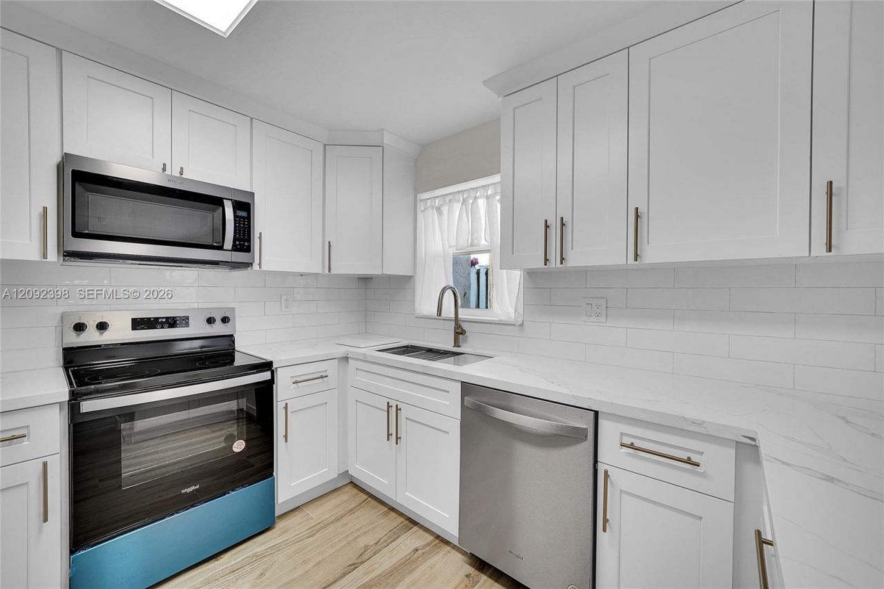 17161 NW 23rd St , Unit 17161, Pembroke Pines, FL 33028 Photo