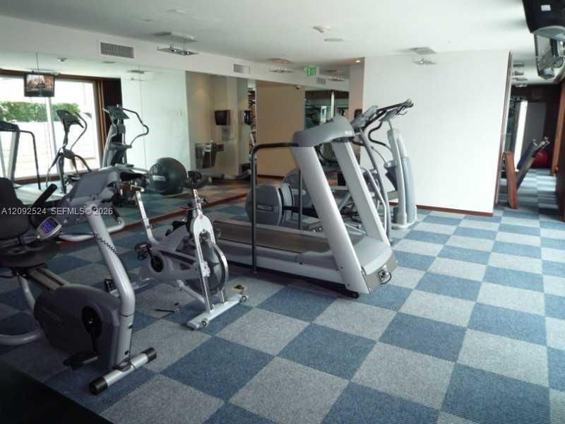 335 Biscayne Bl , Unit 4200, Miami, FL 33131 Photo