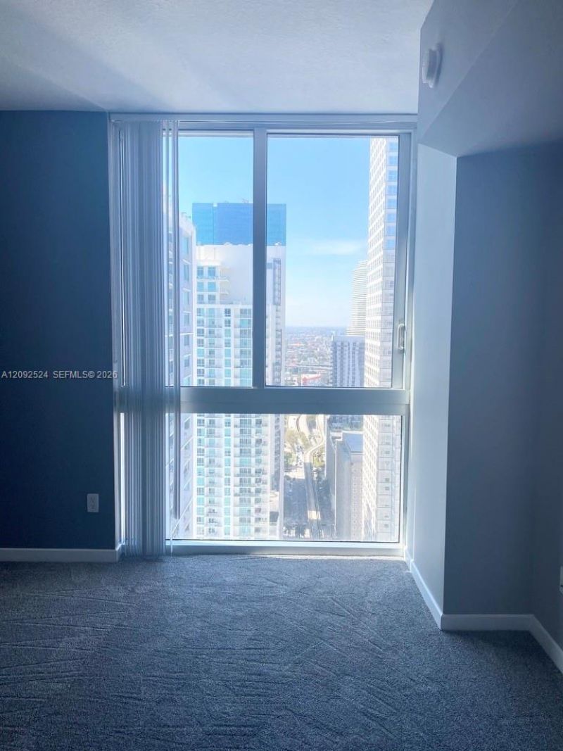 335 Biscayne Bl , Unit 4200, Miami, FL 33131 Photo