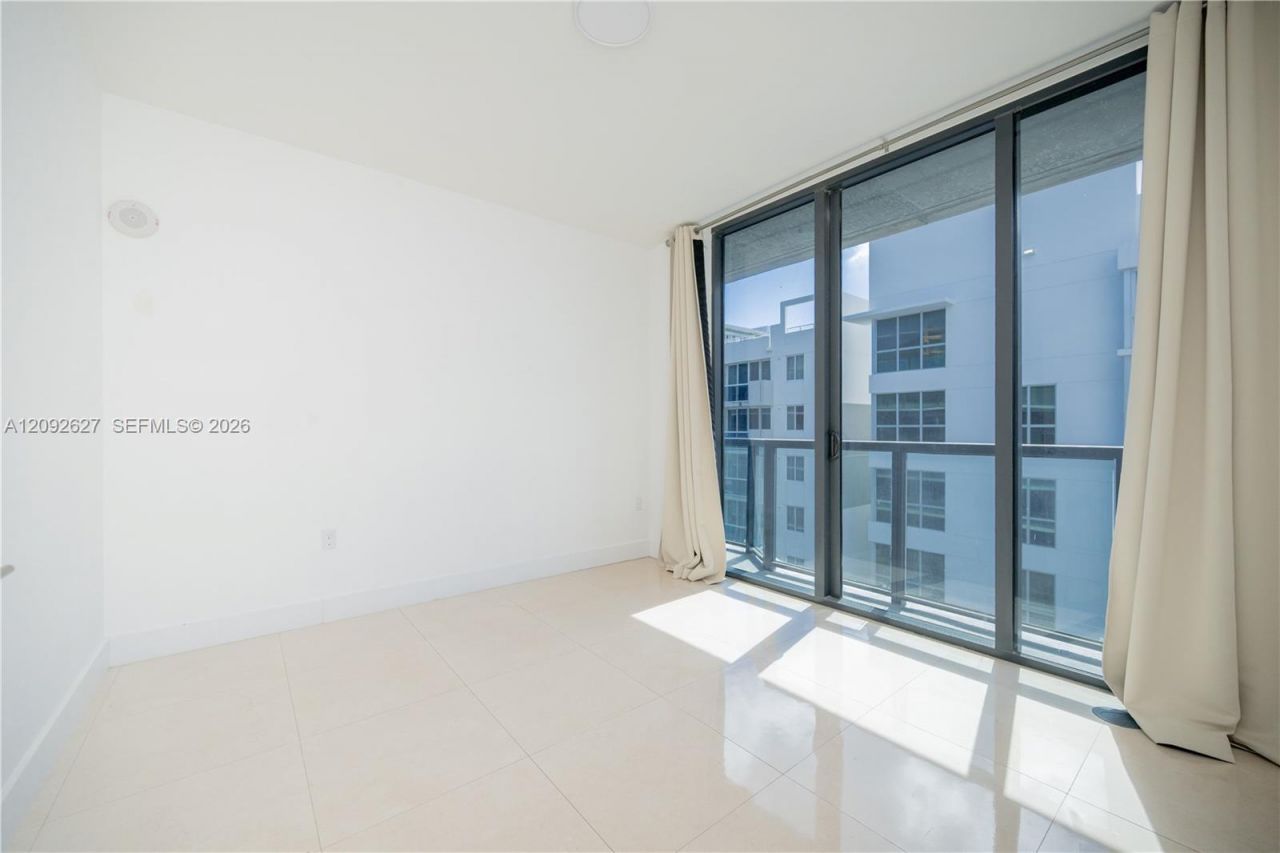 201 SW 17th Rd , Unit 701, Miami, FL 33129 Photo