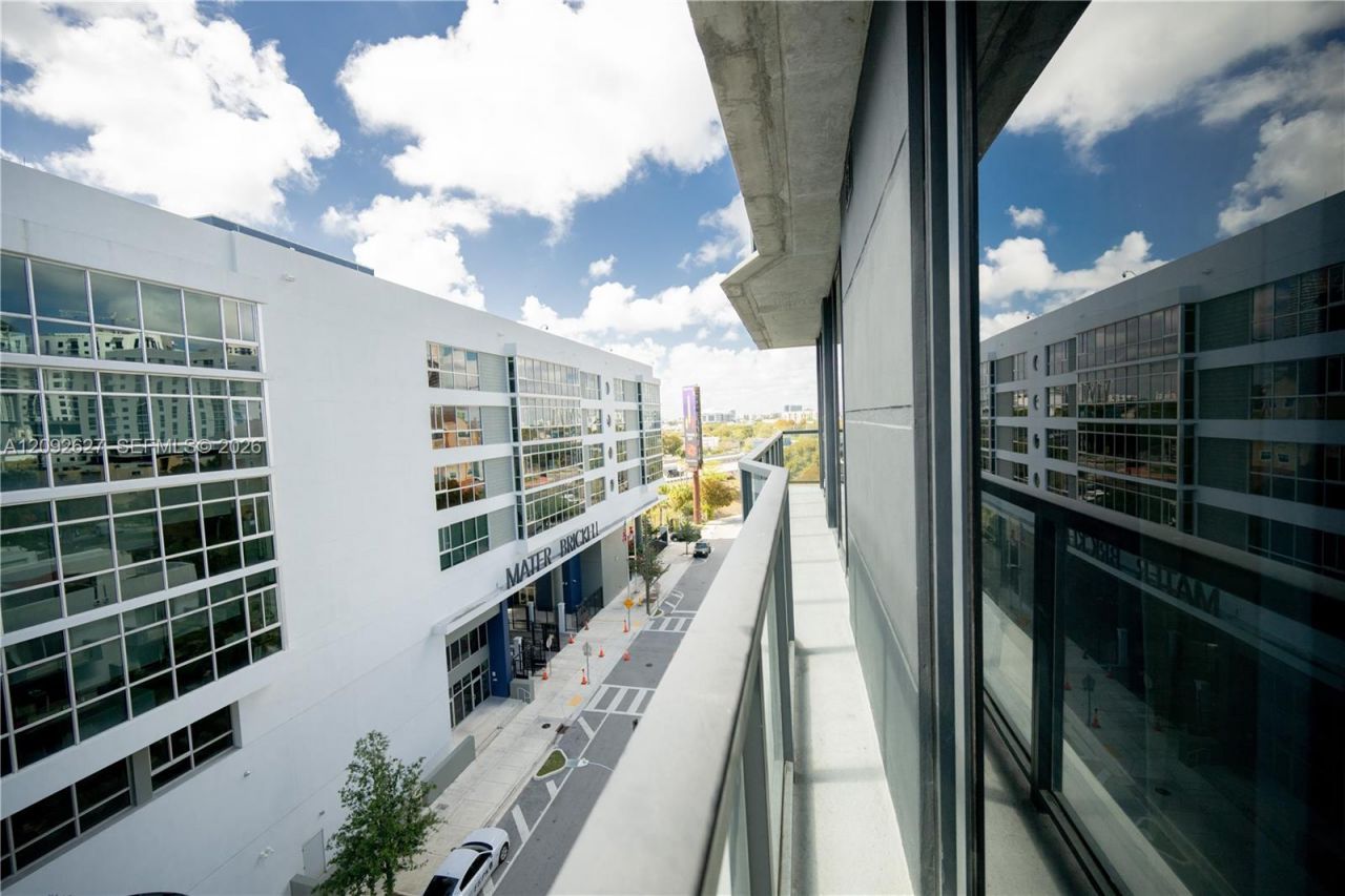 201 SW 17th Rd , Unit 701, Miami, FL 33129 Photo