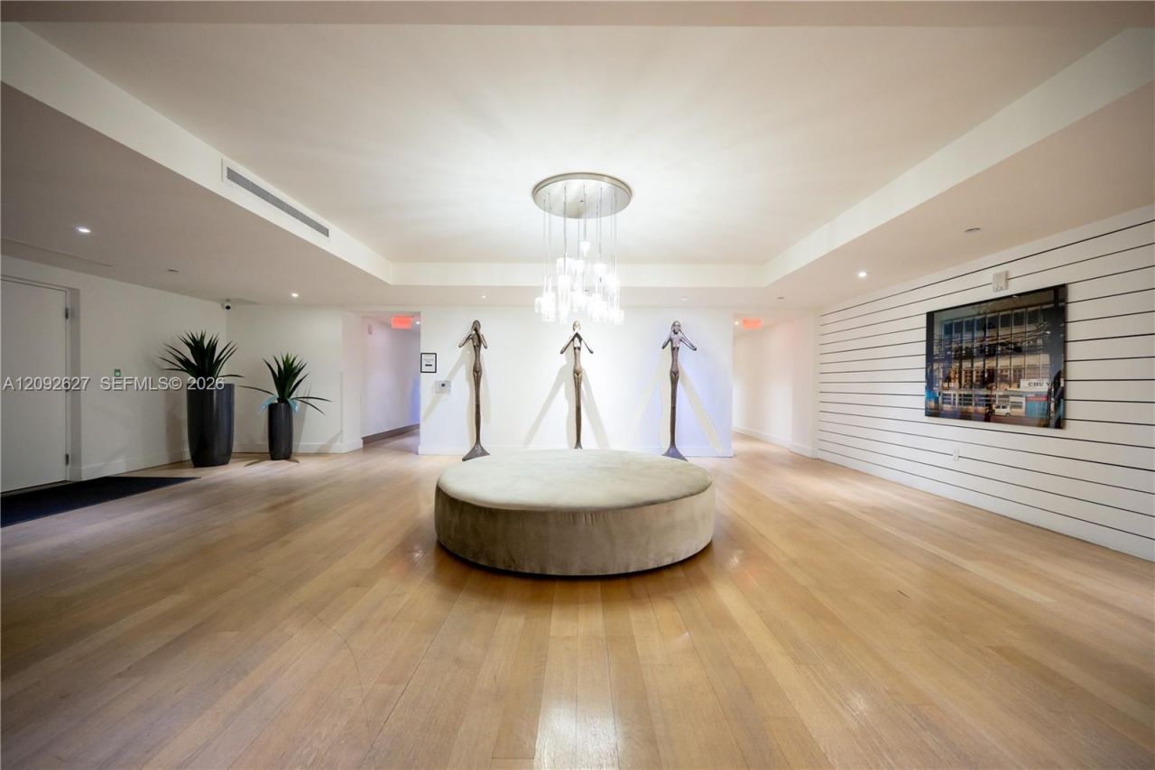201 SW 17th Rd , Unit 701, Miami, FL 33129 Photo