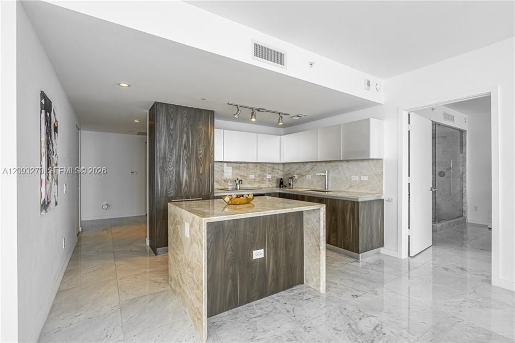 3131 NE 7th Ave , Unit 1901, Miami, FL 33137 Photo