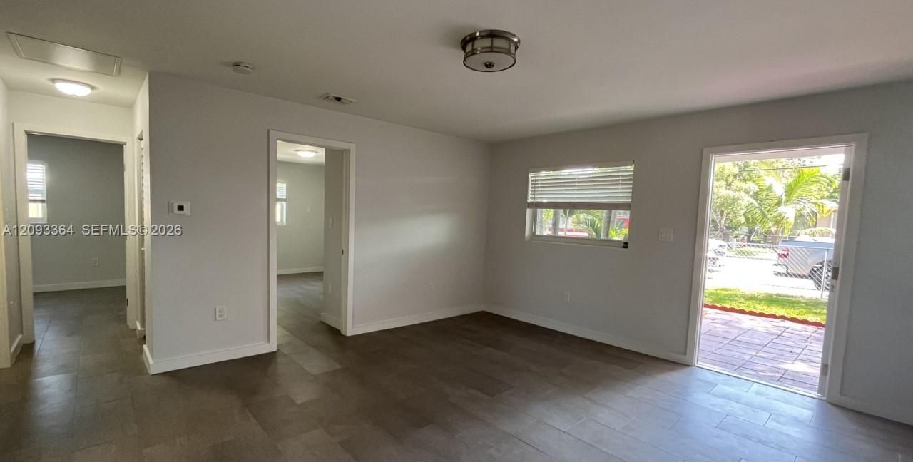 991 E 20th St, Hialeah, FL 33013 Photo