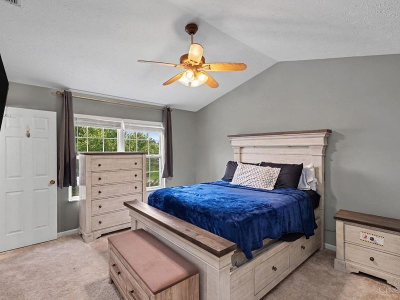 9648 Fallshill Circle, Springfield Township, OH 45231 Photo 11