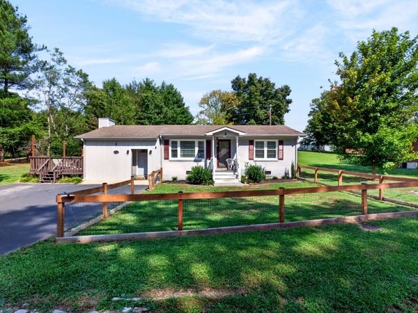 204 Camp Dr, Sparta, TN 38583