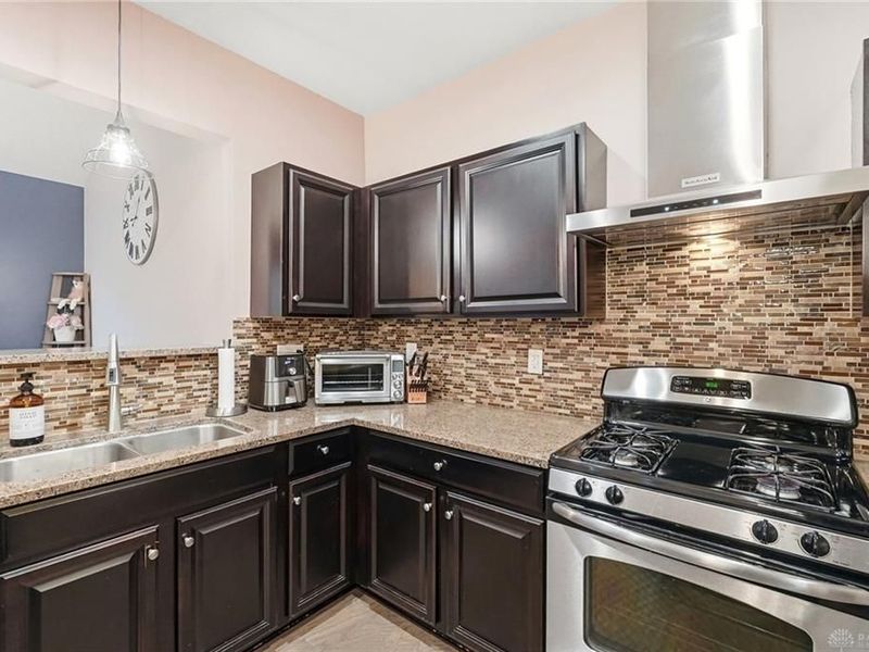 1888 Daffodil Court, Beavercreek Township, OH 45385 Photo 11