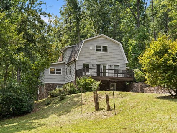150 Mountain Laurel Lane, Fletcher, NC 28732