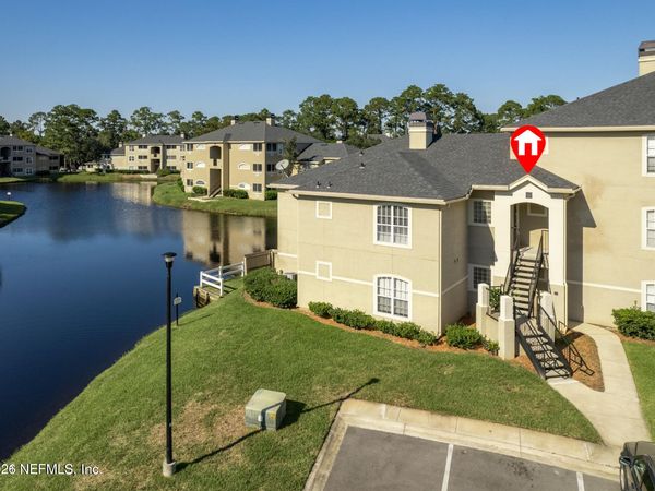 1655 THE GREENS Way, Unit 2621, Jacksonville Beach, FL 32250