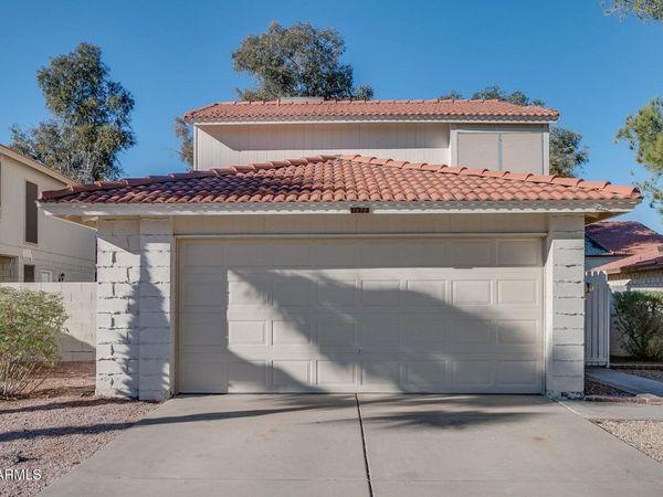 1972 N LEXINGTON Drive, Chandler, AZ 85224