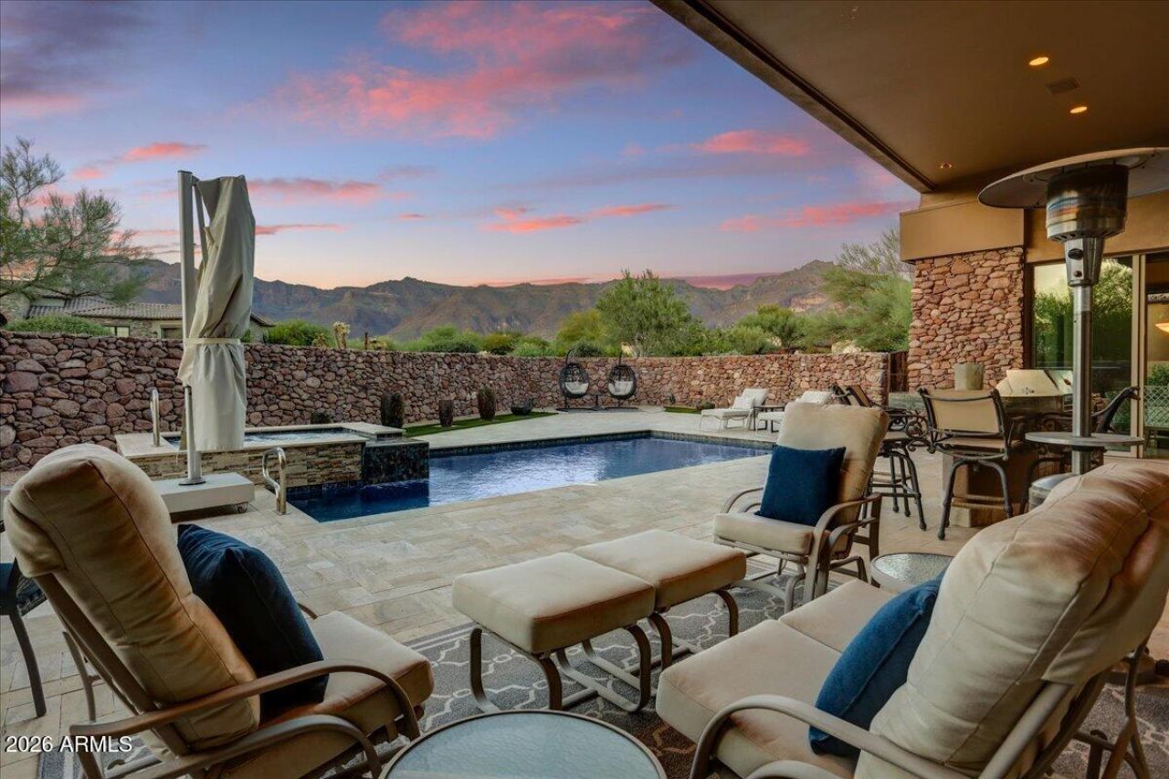 8857 E LOST GOLD Circle, Gold Canyon, AZ 85118