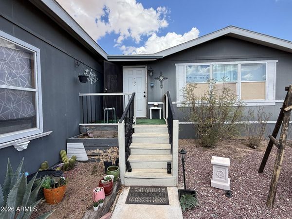 17764 W SUMMERS Lane, Casa Grande, AZ 85193