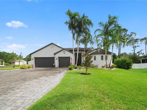 9796 Strike LN, BONITA SPRINGS, FL 34135