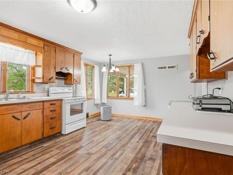 3633 Blacksnake Hill Road NE, Dover, OH 44622 Photo 11