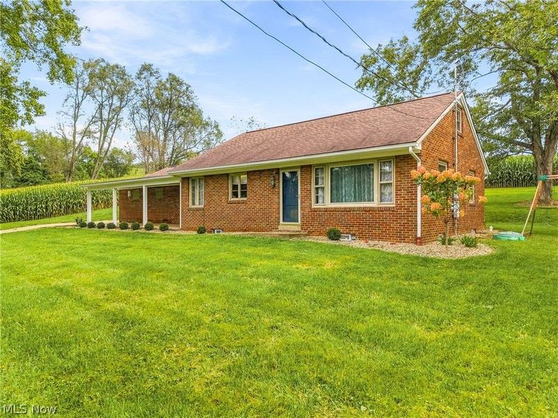 3633 Blacksnake Hill Road NE, Dover, OH 44622 Photo 2