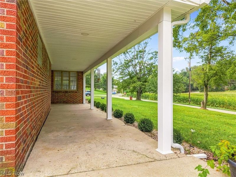 3633 Blacksnake Hill Road NE, Dover, OH 44622 Photo 4