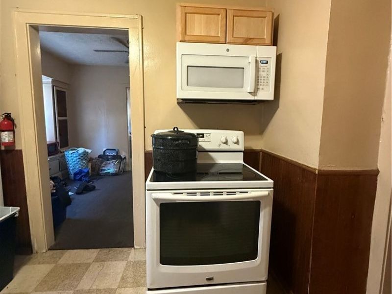 1426 E 175th Street, Cleveland, OH 44110 Photo 5