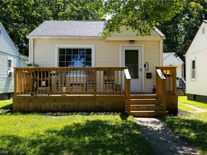 1182 Youngstown Road SE, Warren, OH 44484 Photo 6