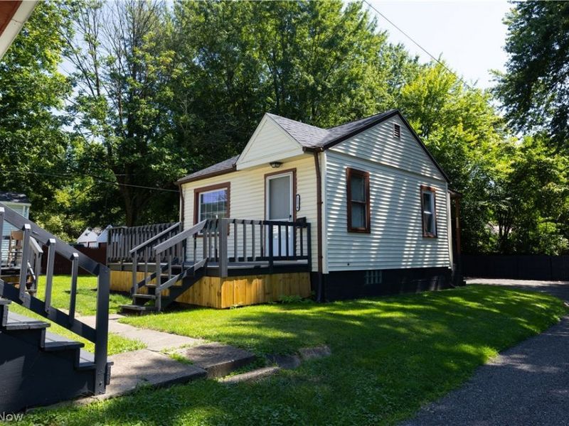 1182 Youngstown Road SE, Warren, OH 44484 Photo 7